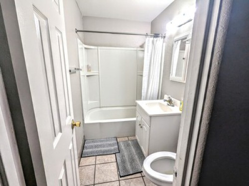 Private Rooms - 1 mile from ASU