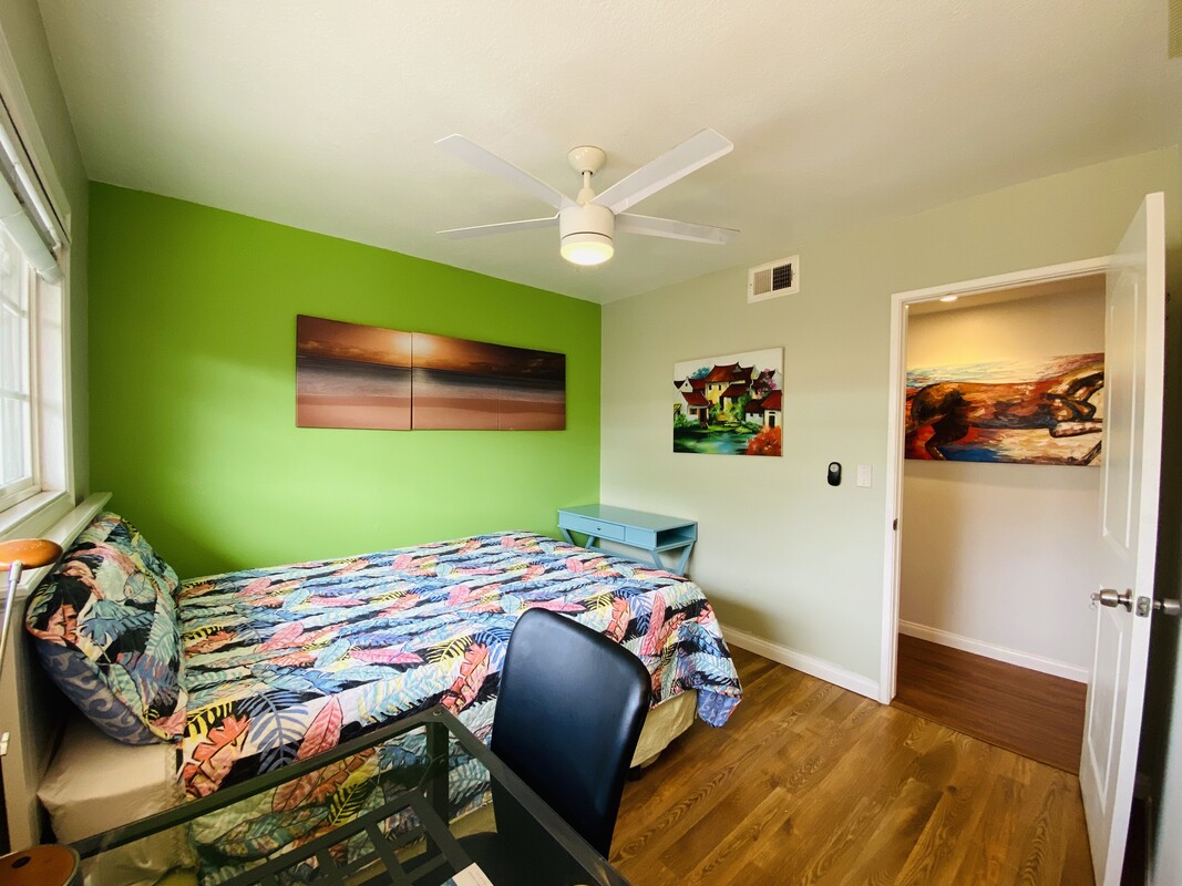  Sand Room(Full Room)  -  Costa Mesa Charming Home   - Gallery -  1