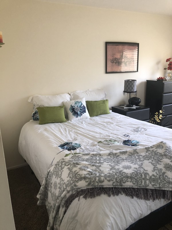 Room2(Full Room) - Room for rent - ONLY FEMALES - Gallery - 1