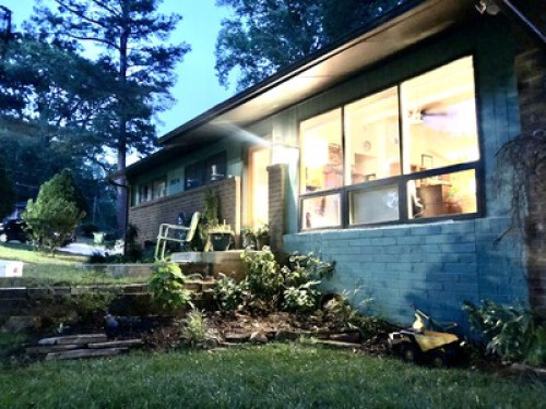 A Westend Beatnik's Bungalow!