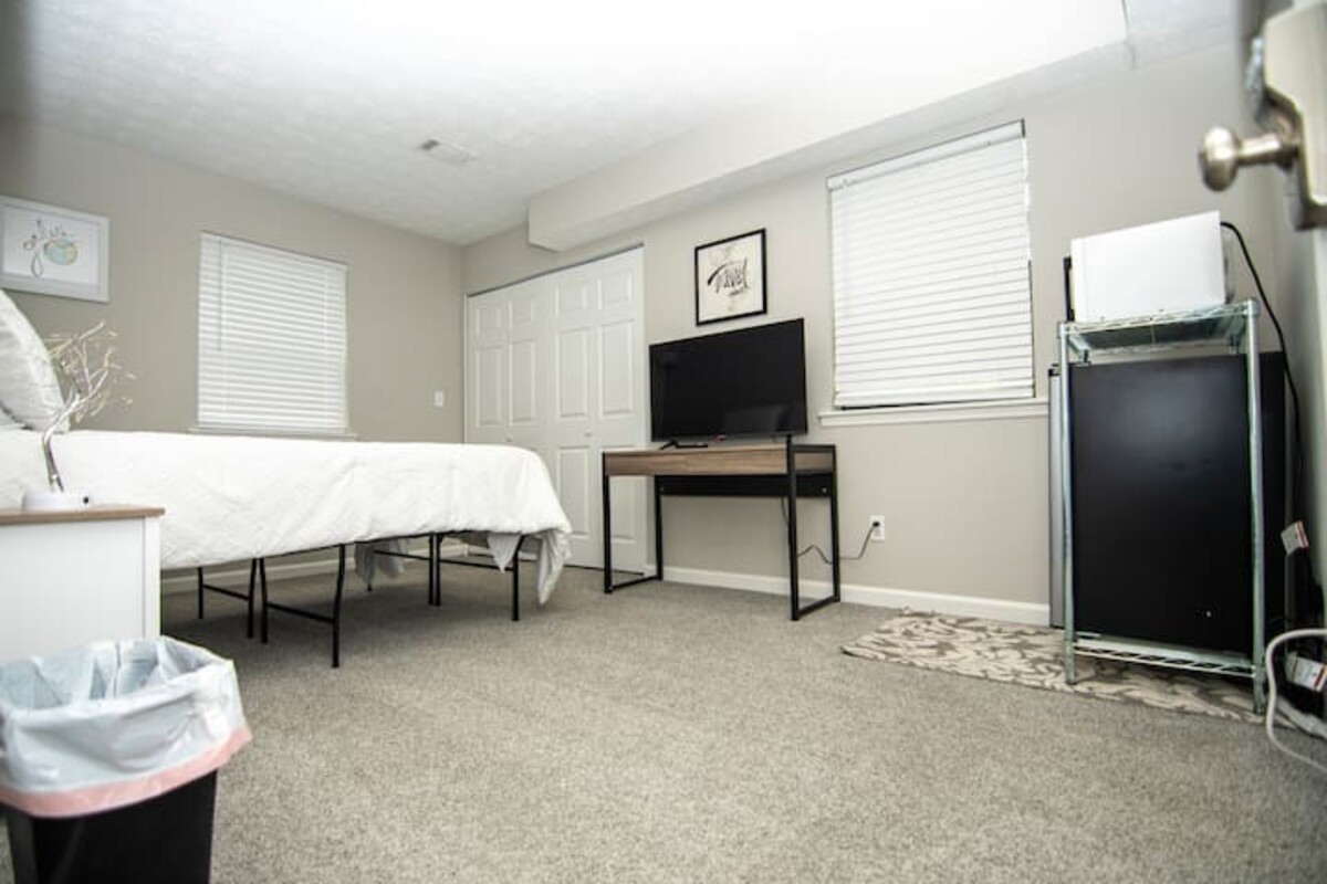 Peaceful & Private Bedroom In ATL(Single Bed) - 1