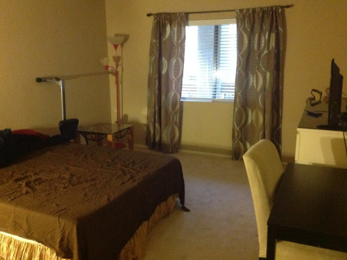 Spacious Condo in Signal Hill - Gallery - 6