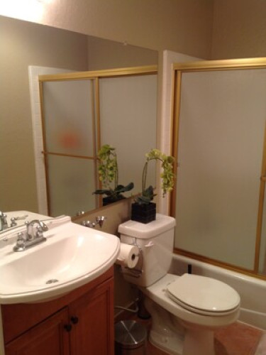 Spacious Condo in Signal Hill