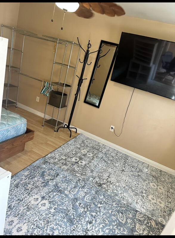 Private 1 Bd In A 2 Bd 1 Ba Guesthouse (Full Room) - 1