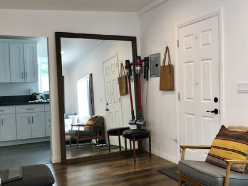 modern-chic-mid-city-bungalow-los-angeles-148275269120240814052205PM