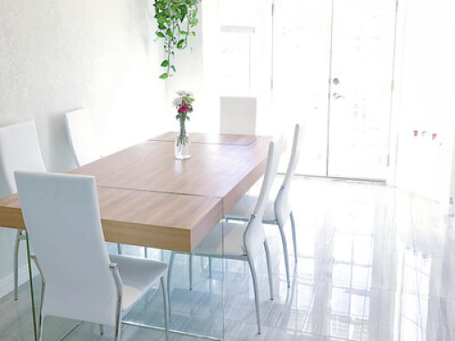 CARING RESPONSIBLE HOSTS