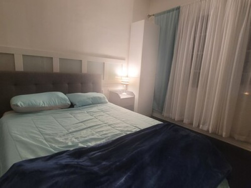 delicate-room-in-family-house-in-la-los-angeles-186952579920240814053105PM