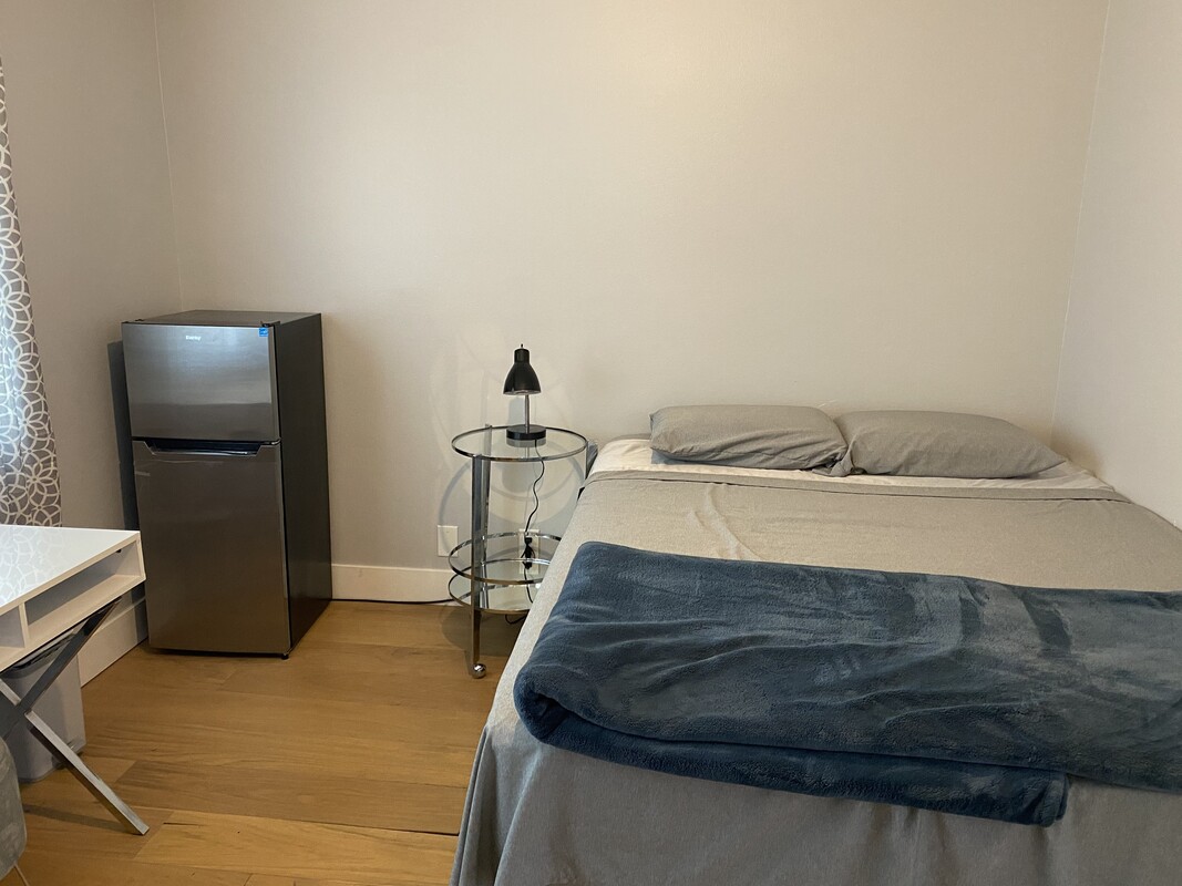 Private Bedroom(Full Room) - 1