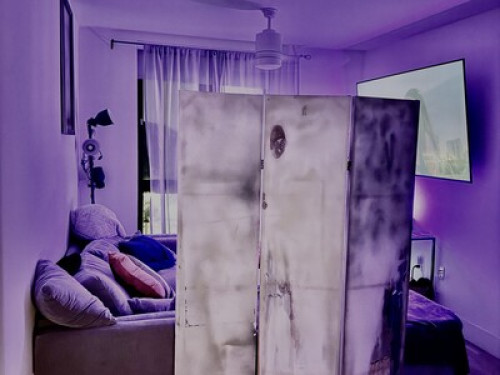 BUDGET STAY IN WEHO LUXURY BLDG