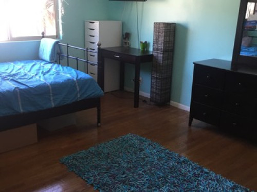 Single family home in Pasadena!
