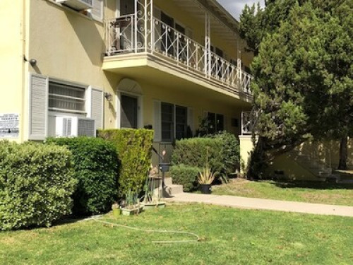 a-friendly-clean-spacious-home-los-angeles-130921998020240814053826PM