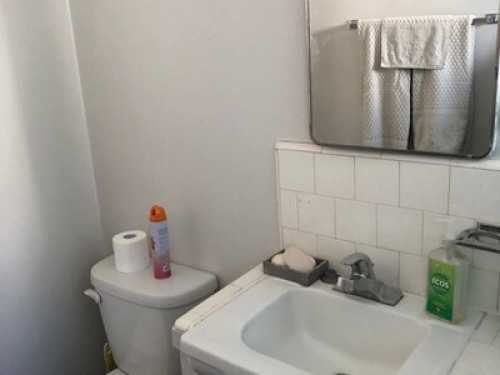 a-friendly-clean-spacious-home-los-angeles-212144283920240814053824PM