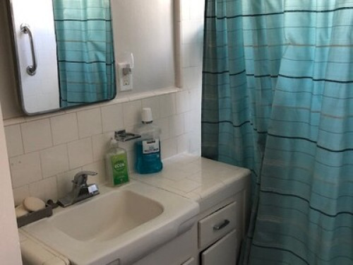 a-friendly-clean-spacious-home-los-angeles-39785067820240814053823PM