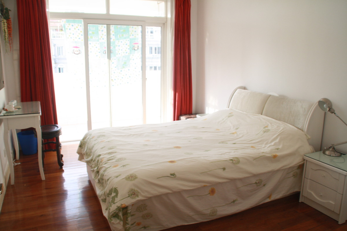 BEDROOM 1(Single Bed) - 1
