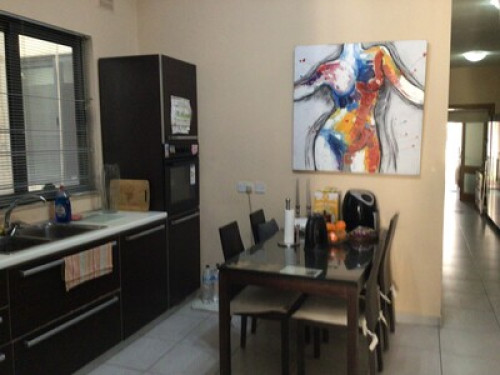 Sliema double bed/private bathroom