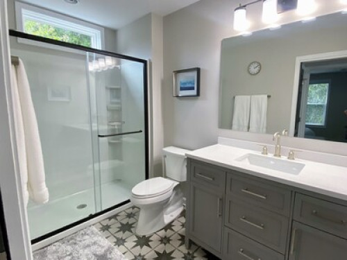 New & Private Fully Furnished 1B/1B