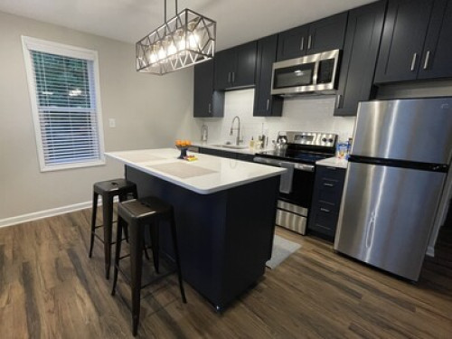 New & Private Fully Furnished 1B/1B