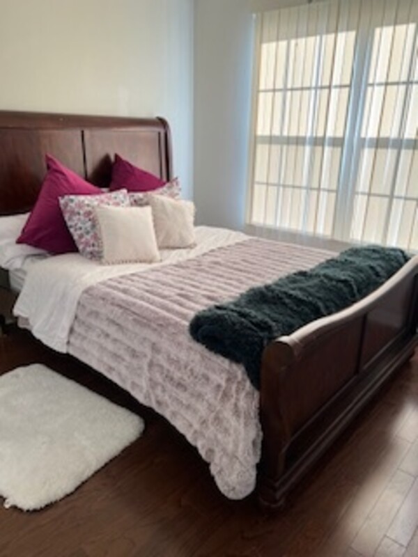 Private Bedroom With Complete Bathroom Include (Full Room) - 1
