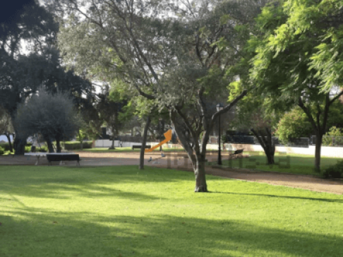 Sunny Room + Private Bath by Pool 