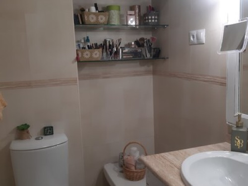 ROOM - Gallery - 20