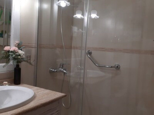 ROOM - Gallery - 21