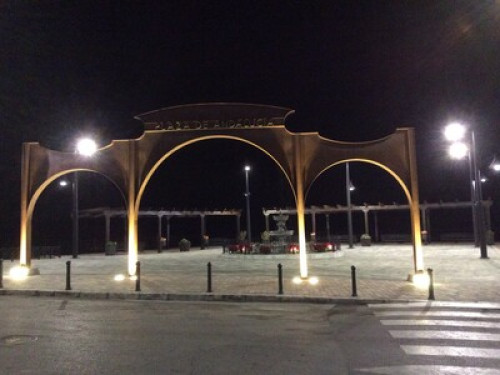 Lakeside - Gallery - 12