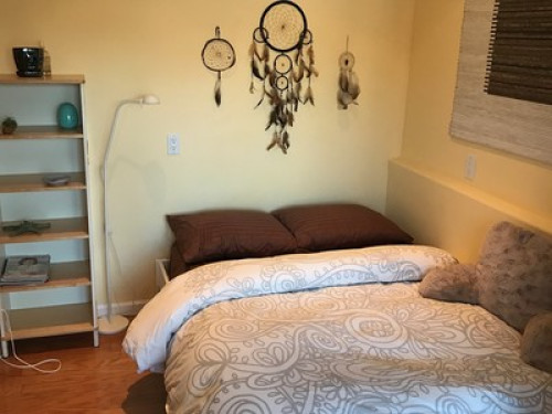 Modern/Zen Bedroom and Bathroom - Gallery - 10