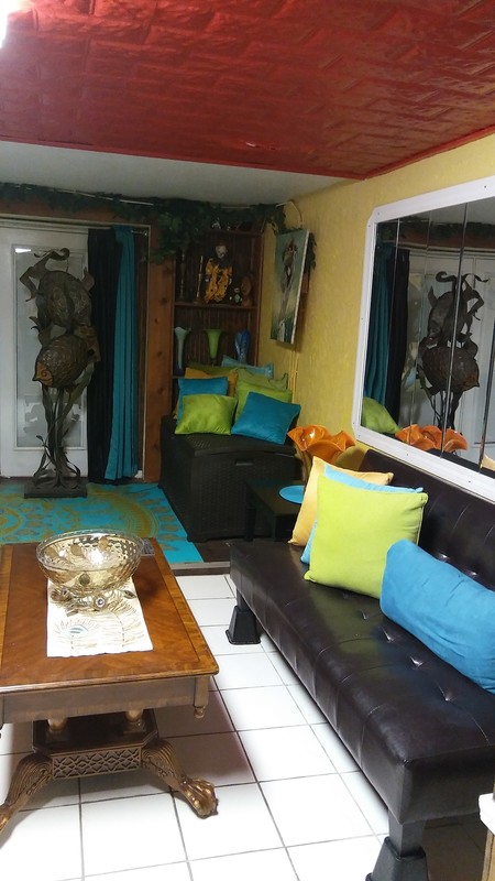 2 Guests(Full Room) - 1