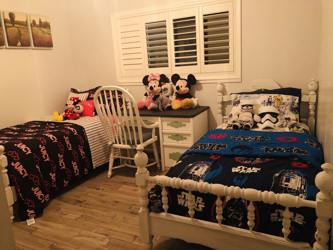  Room 1(Full Room)  -  Our house is in a prime location  - Gallery -  1