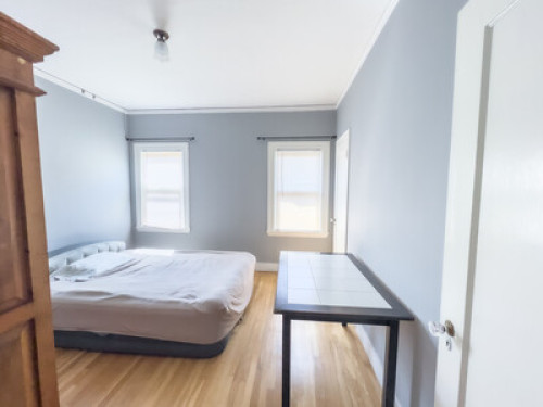Beautiful airy tranquil room