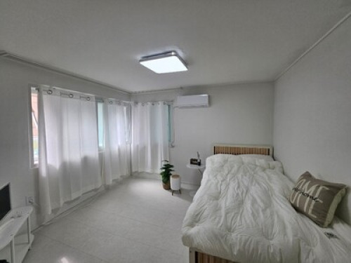 Modern and Clean House in Seoul  - Gallery -  5