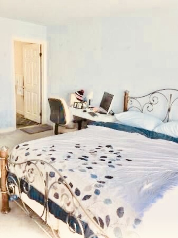  Furnished Masterbedrm W/ Priv Bathw/ Garden View(Full Room)  -  Loves watching movies San Francisco  - Gallery -  1