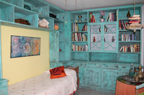 Beautiful Room in Typical House! - Gallery - 19