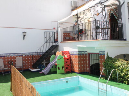 Beautiful Room in Typical House! - Gallery - 6