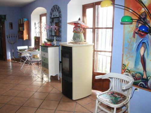 Beautiful Room in Typical House! - Gallery - 26