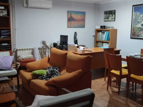 Room with Pool and Wifi