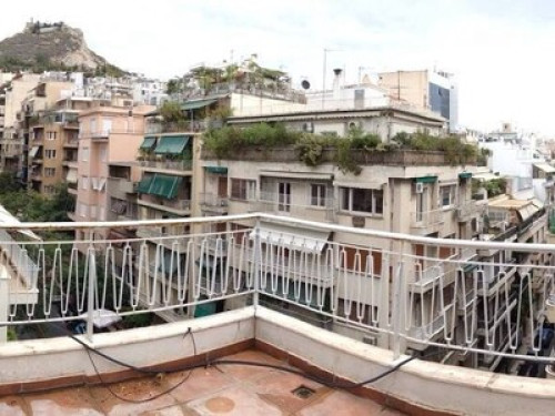 Beautiful Kolonaki Loft/Penthouse