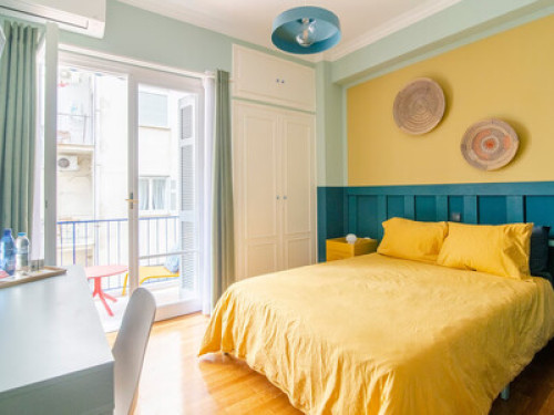 Two Lovely and Quiet Room w/Balcony