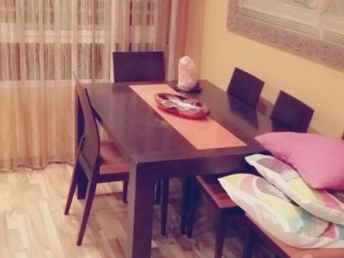 A FUNNY FAMILY  - Gallery -  5