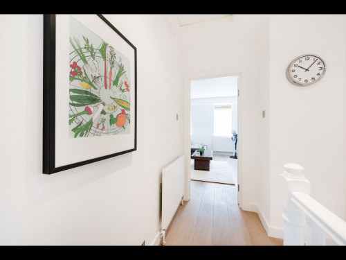 Shorts Gardens, London - Gallery - 29