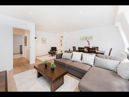 Shorts Gardens, London - Gallery - 10