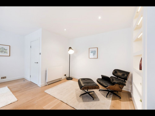 Shorts Gardens, London - Gallery - 35