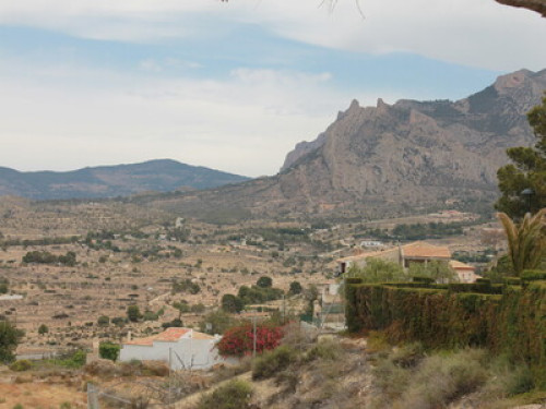Eco rental pool, mountain & seaview