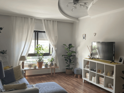 Cozy and Sunny Apartment :)