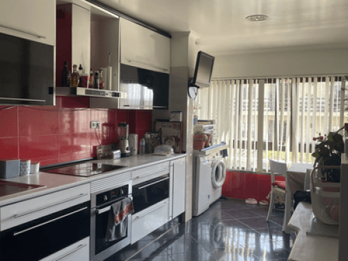 Cozy and Sunny Apartment :)