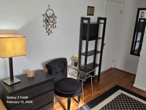 Guest Room 3 mi to the White House - Gallery - 7
