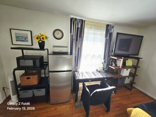Guest Room 3 mi to the White House - Gallery - 9