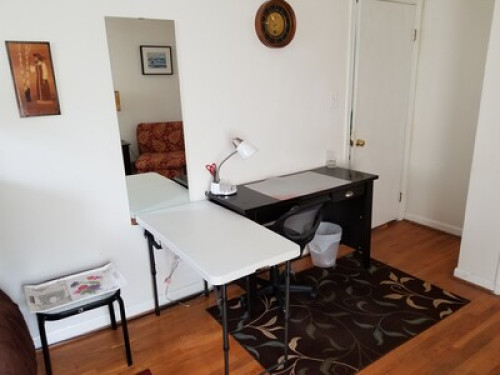 Guest Room 3 mi to the White House - Gallery - 22