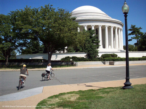 Guest Room 3 mi to the White House - Gallery - 15