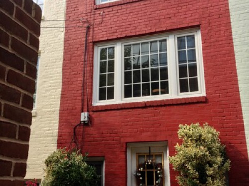 Steps From M street in Georgetown 